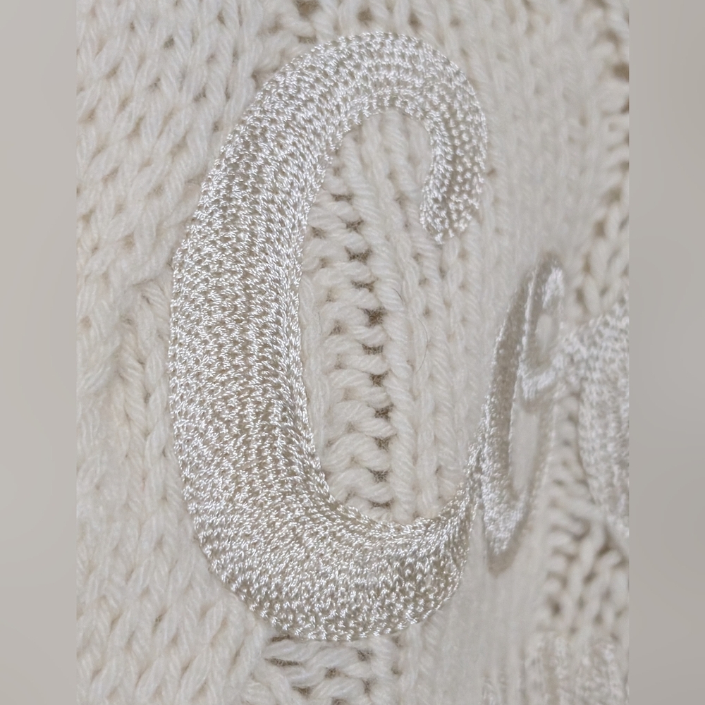 Coach Ivory Braided Cable Knit V-neck Wool Sweater, Embroidered Logo Size XS NWT - Picture 4 of 11